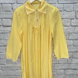 Vintage Heiress Lightweight Fleece Nightgown Size M Yellow Lace Long Sleeve New